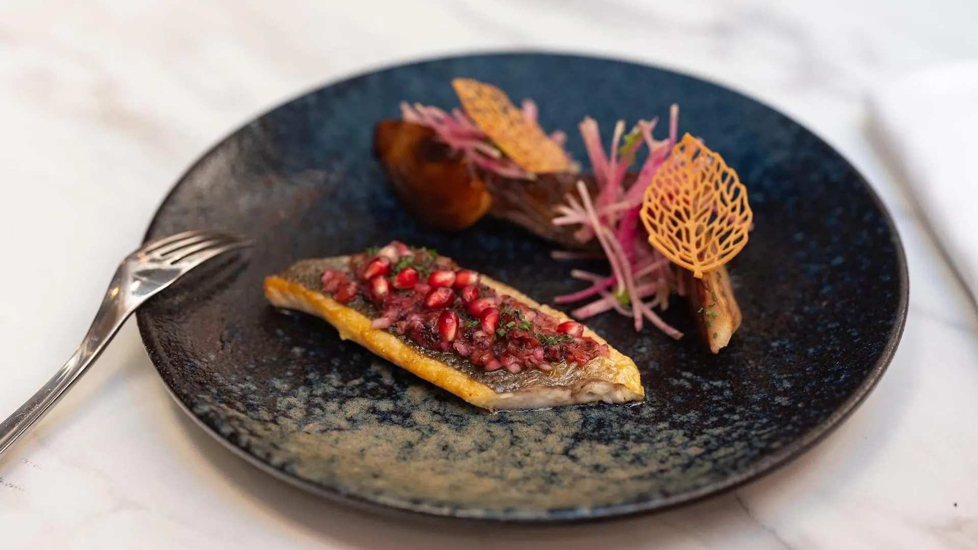 ****  Niepce Paris, Curio Collection By Hilton Hotel France