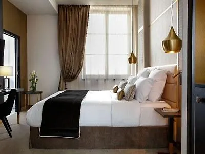 Niepce Paris, Curio Collection By Hilton Hotel