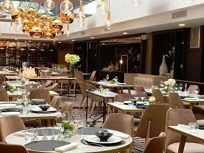 Niepce Paris, Curio Collection By Hilton Hotel Paris